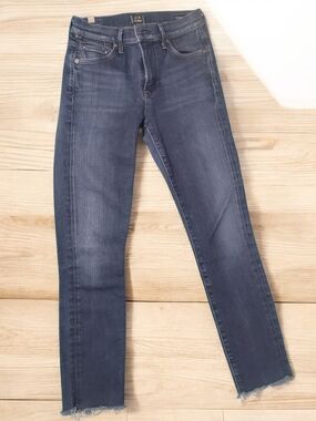 Citizens Of Humanity Dark Blue Skinny Jeans with Raw Hem Size 25